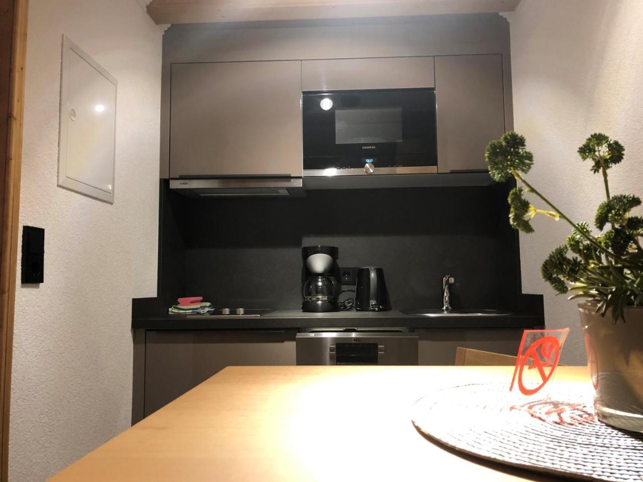 Hotel Garni Central - Zimmer - Studios - Apartments Kappl  Extérieur photo